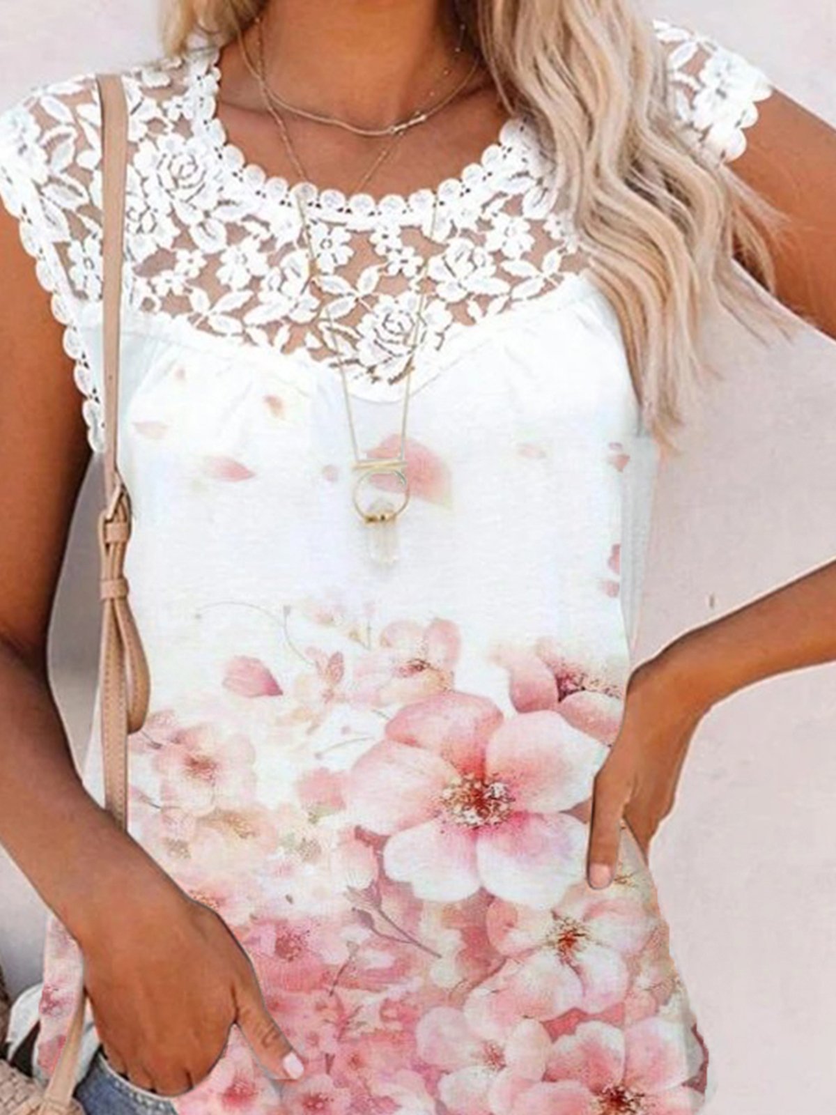 Casual Round Neck Lace Tanks & Camis