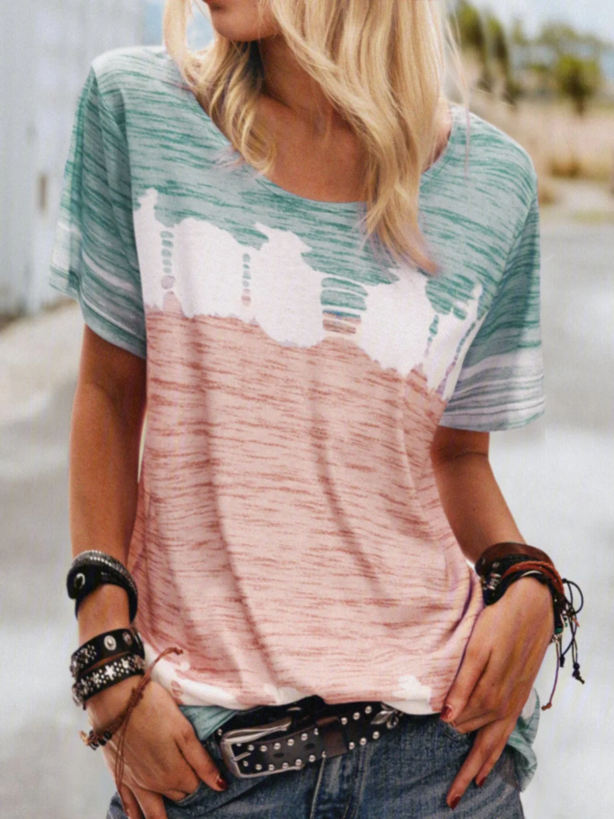 Abstract Loosen Casual T-shirt